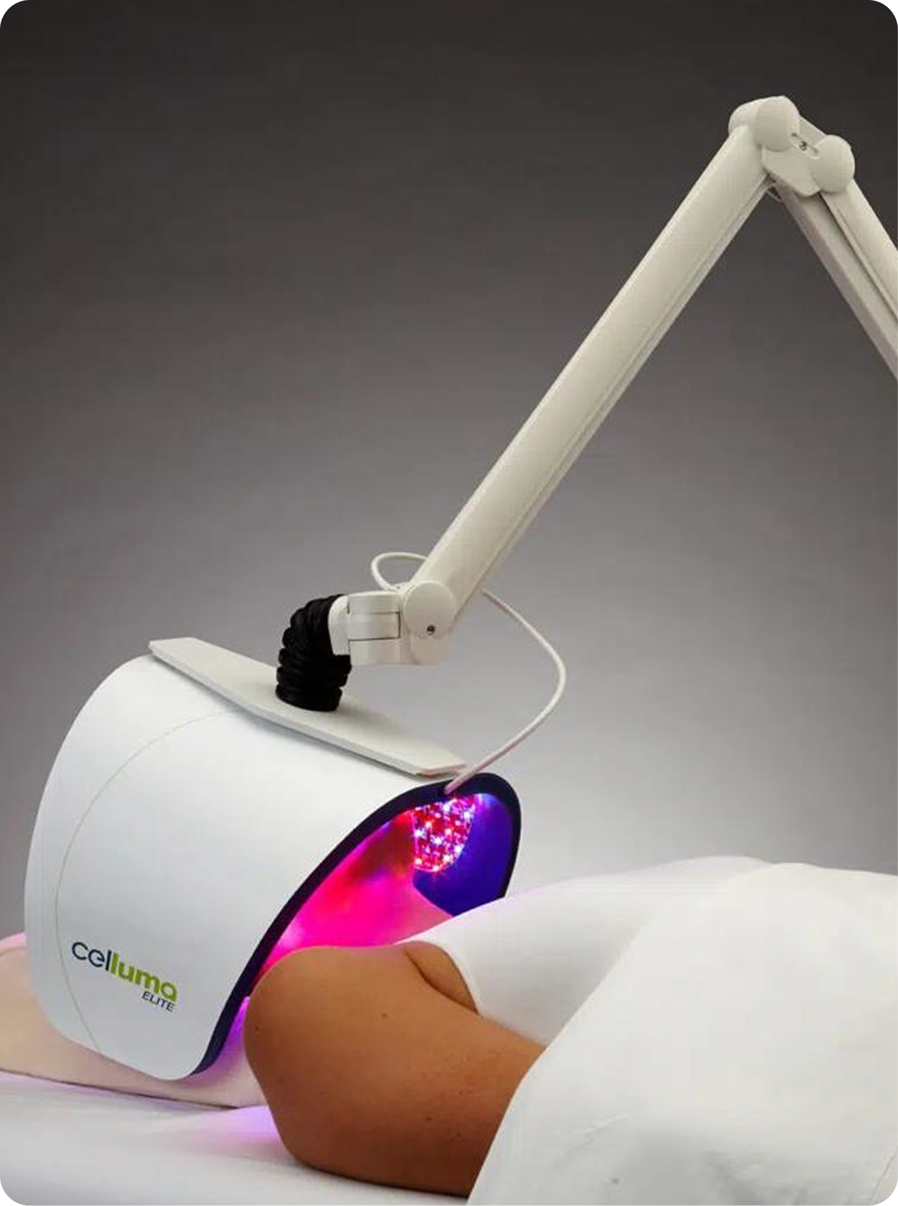 Sesión de fototerapia con panel LED Celluma